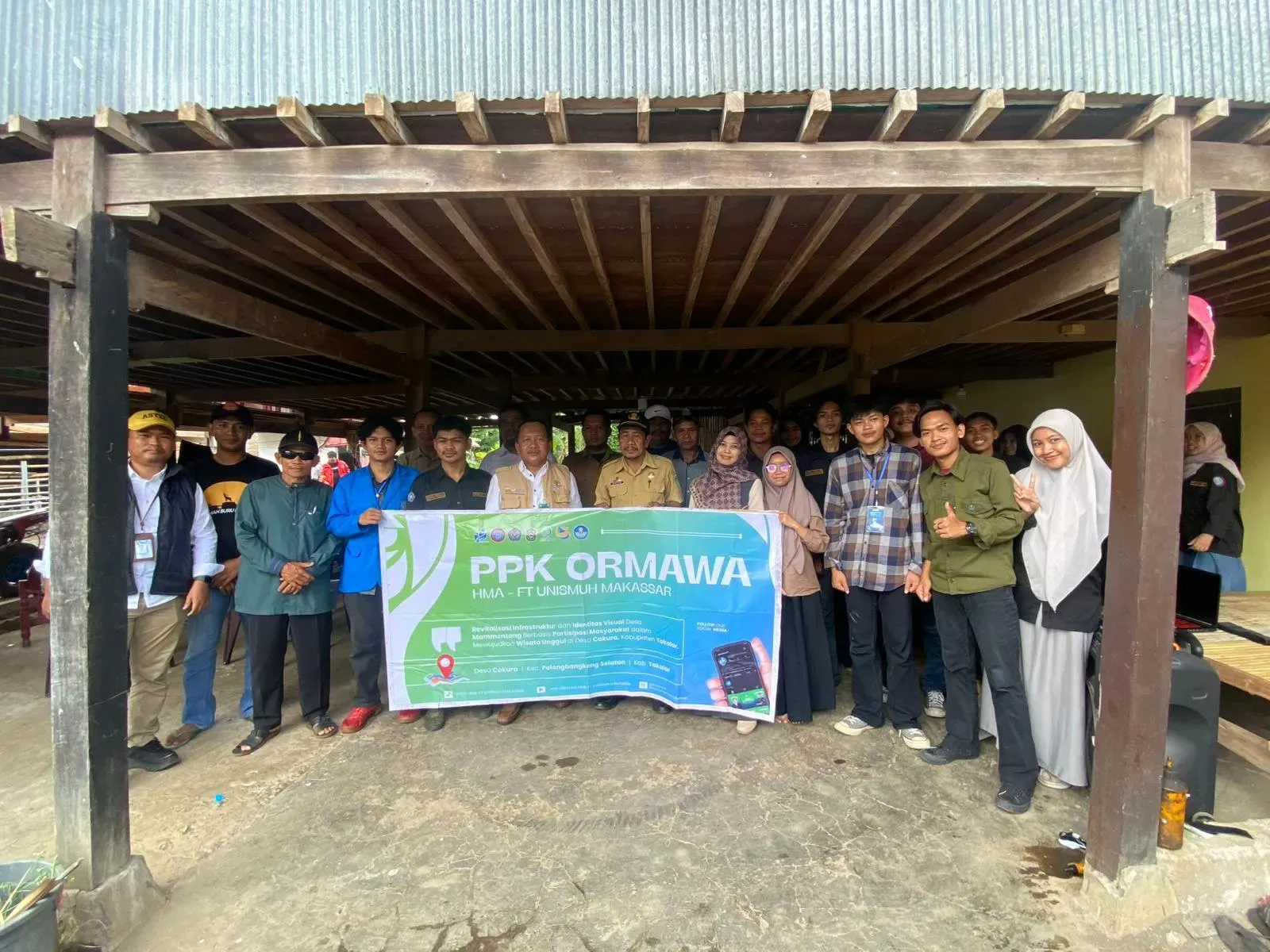 Mahasiswa Arsitektur Unismuh Makassar Gelar Kegiatan STEP UP: Penguatan Kepemimpinan dan Tanggung Jawab Sosial di Kabupaten Takalar.